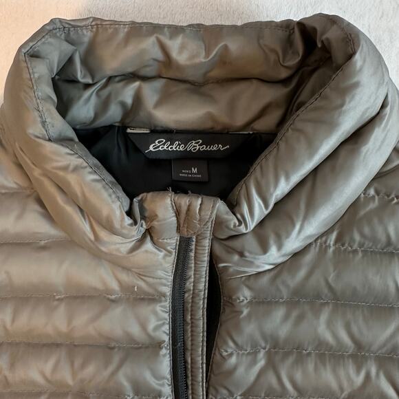Eddie Bauer Vest EB700 Down Zip Vest Gray, Size M - LIKE NEW! - Picture 3 of 8